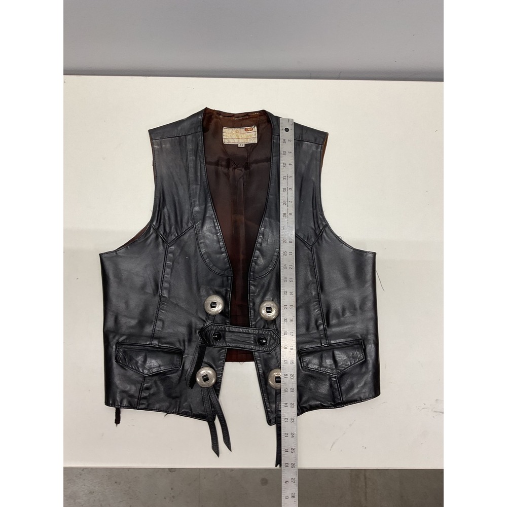 Vintage Black Leather Western Concho Fringe Vest  Size 42 Biker - Picture 5 of 5